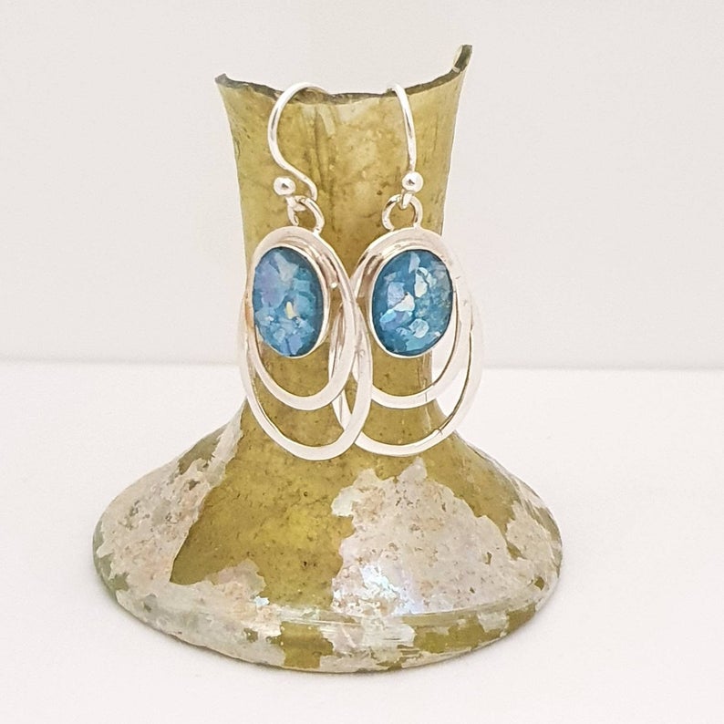 Håndlavede øreringe med romersk glas