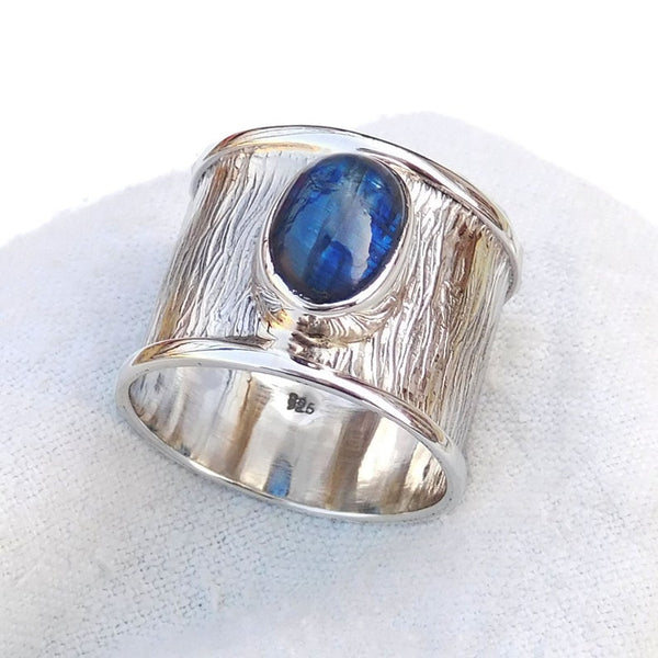 sølv ring blå kyanit sten