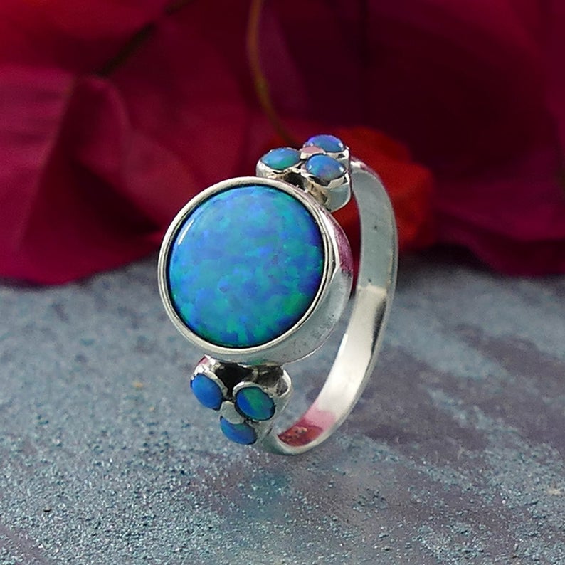 der ovre dybt Låne Sølvring med blå Opal sten– Niibuhr Jewelry